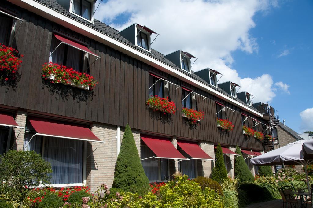 Hotel Steensel Exterior foto